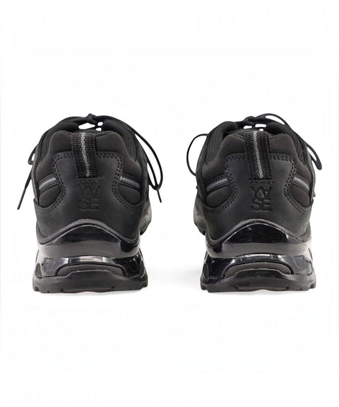 YASE_GO OUT Vintage Pull-Up Sneakers In Black