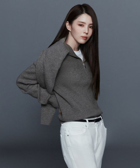 VICTORIA WOOL Women's Minimal Ribbed Quarter-Zip Sweater Taupe