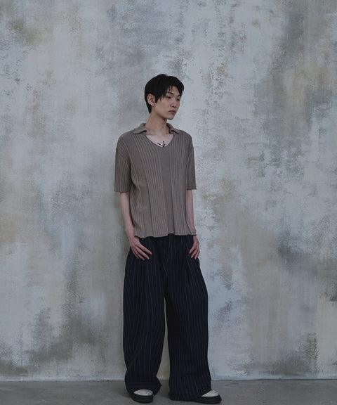 Fold-In Collar V-Neck Knit — gallery 635