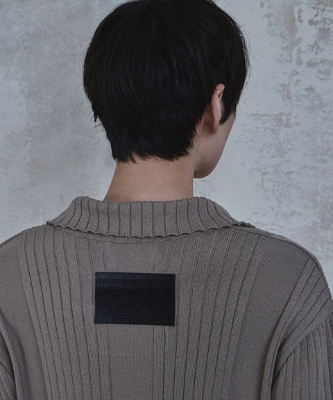 Fold-In Collar V-Neck Knit — gallery 637
