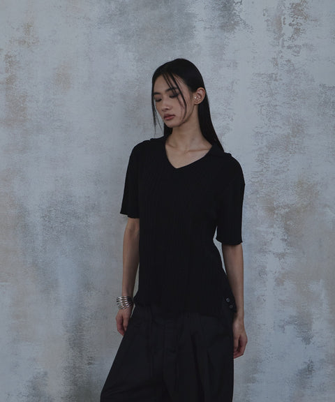Fold-In Collar V-Neck Knit — gallery 660