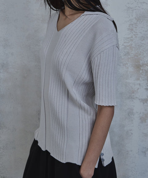 Fold-In Collar V-Neck Knit — gallery 669