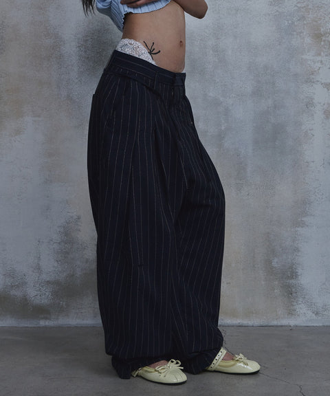 Linen Stripe Edge Pleat Trousers — gallery 837
