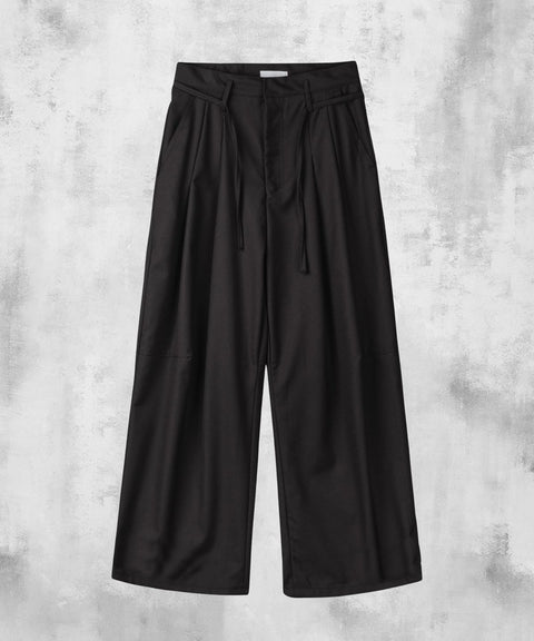 Sway Edge Pleat Trousers — gallery 860