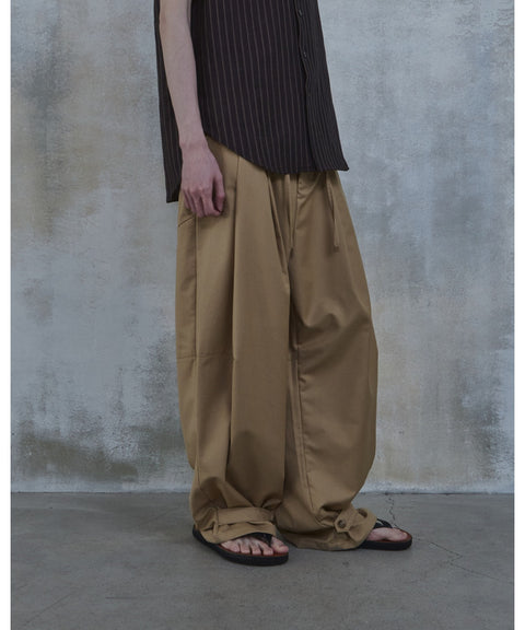 Sway Edge Pleat Trousers — detail 896