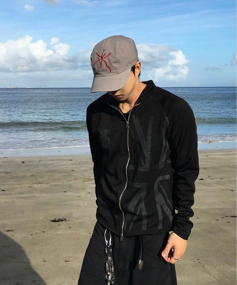 3 Panel Symbol Camp Cap — styling 2012
