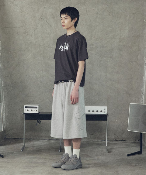 Slant Cargo Wide Bermuda Shorts