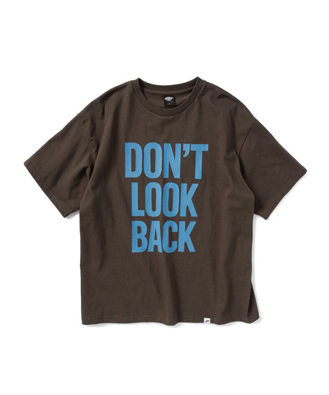 Don't Look Back Lettering Cropped Short Sleeve T-Shirt