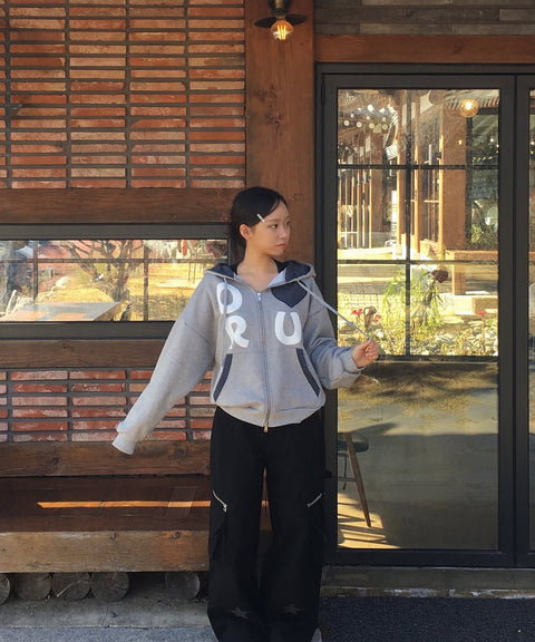 Star Check Contrast Stud Cargo Pants