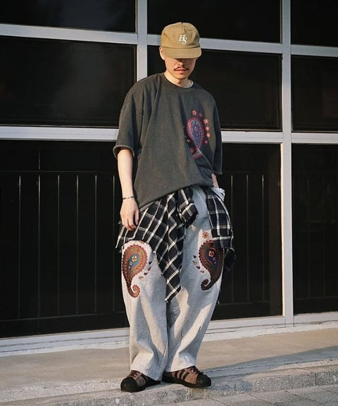 PAISLEY PRT. CUT-OUT 1/2 TEE - Styling