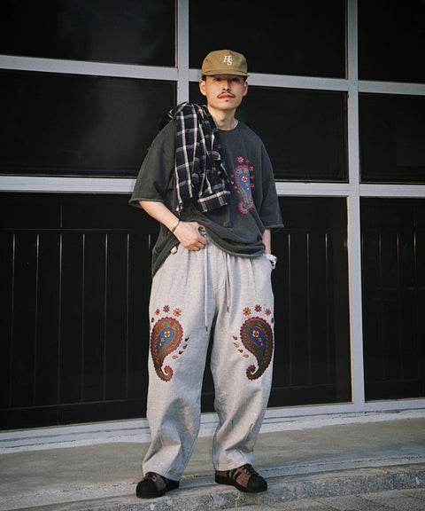 PAISLEY PRT. CUT-OUT 1/2 TEE - Styling