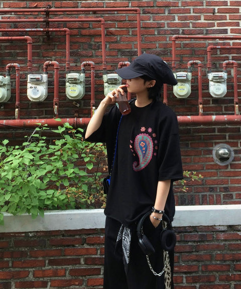 PAISLEY PRT. CUT-OUT 1/2 TEE - Styling