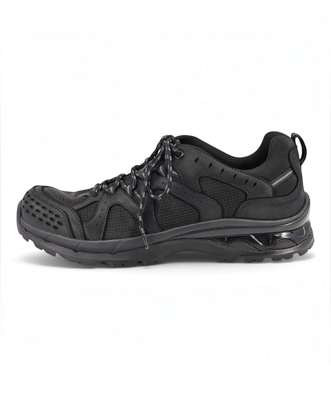 YASE_GO OUT Vintage Pull-Up Sneakers In Black
