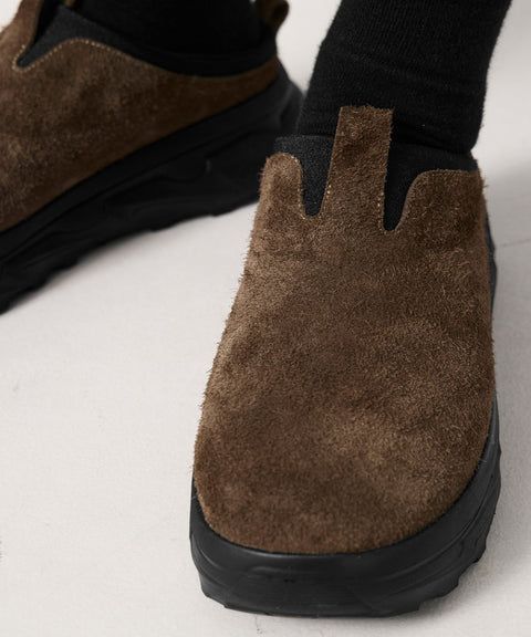 TRILLION_[6.5CM UP] Non-Slip Rugged Suede Mule_VLACK