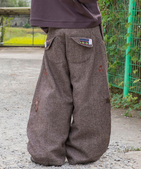RUNAKI'HU'_WXP119 Oriori Herringbone Wide Fit Pants (Brown)