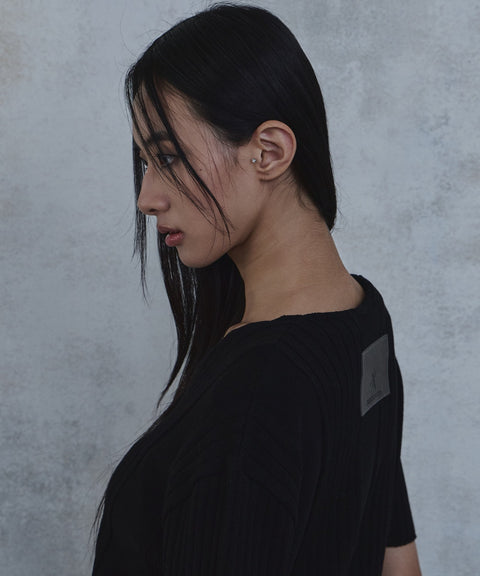 Fold-In Collar V-Neck Knit — gallery 663