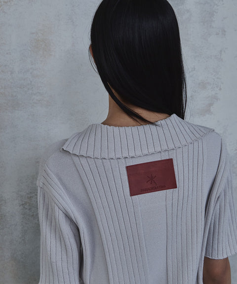 Fold-In Collar V-Neck Knit — gallery 671