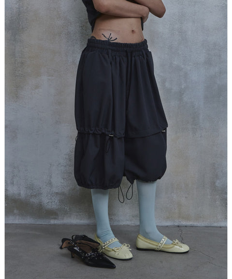 Gothic Balloon Fit Bermuda Shorts — detail 983