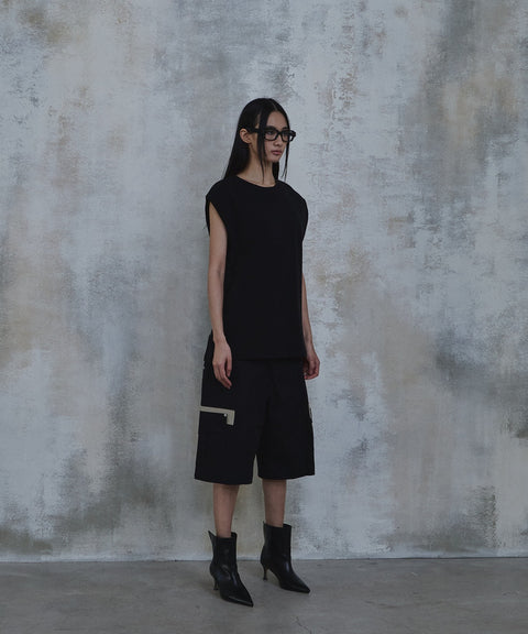 Forward Shoulder Sleeveless Top — gallery 1222