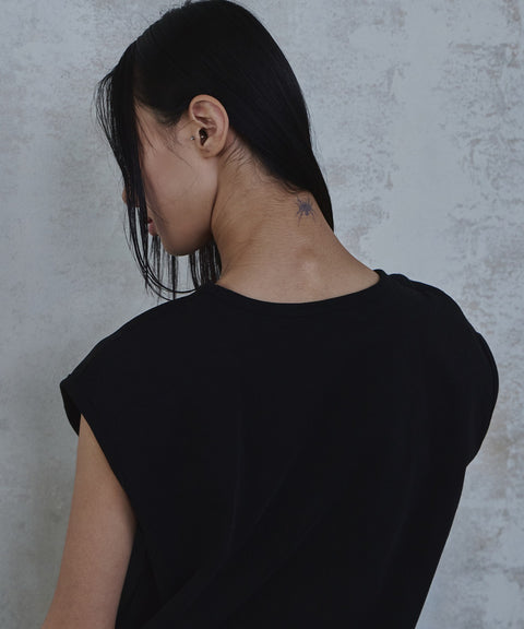 Forward Shoulder Sleeveless Top — gallery 1225