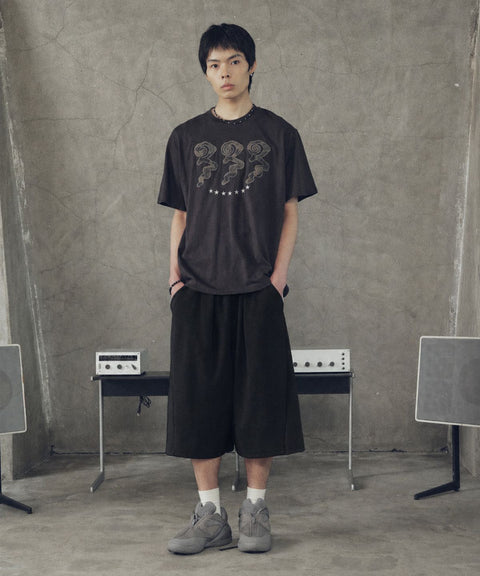 Curved Wide Bermuda Shorts