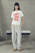 Don't Look Back Lettering Cropped Short Sleeve T-Shirt